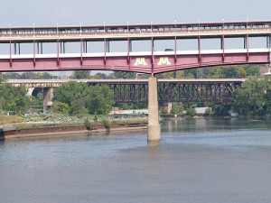 University of Minnesota Pedestrian Bridge